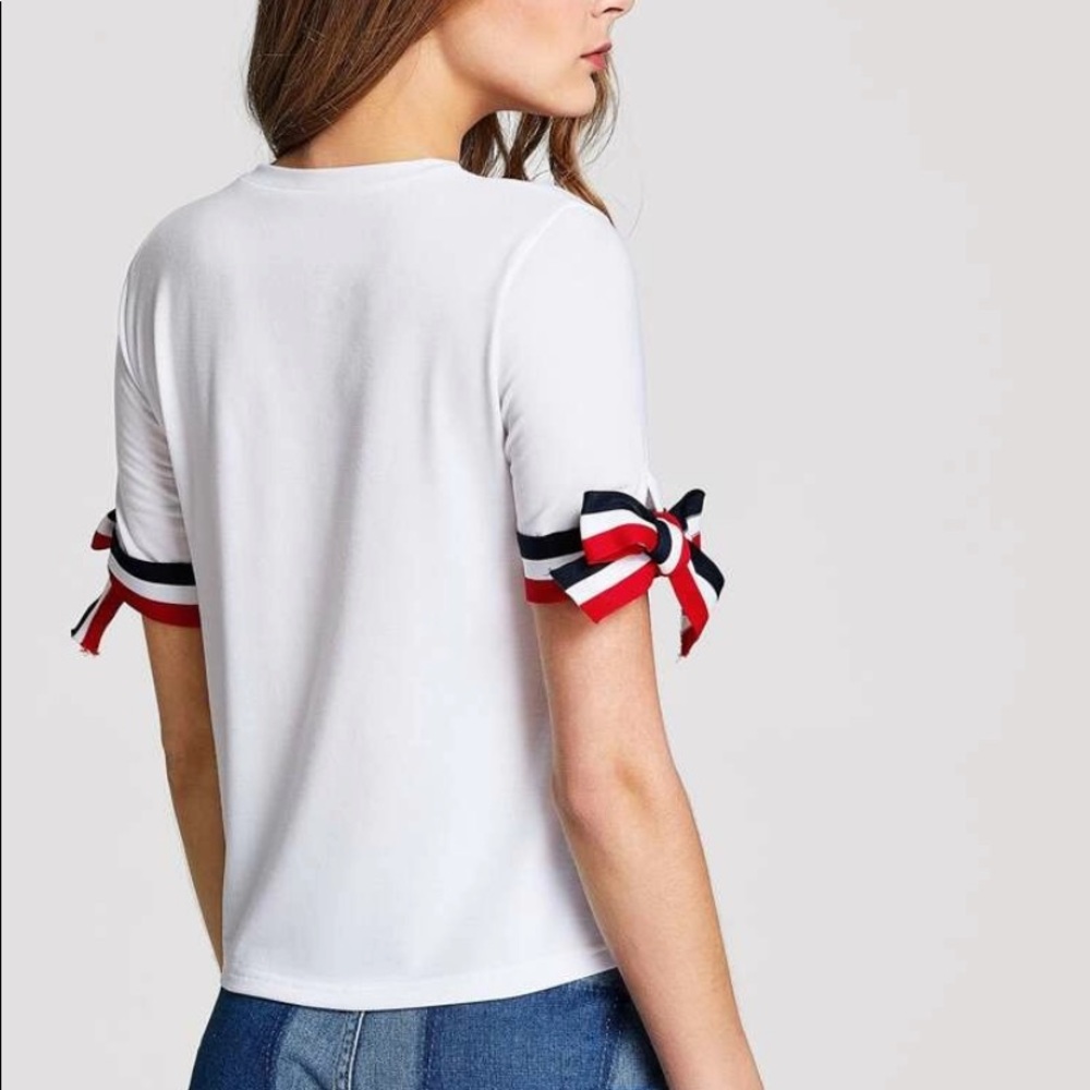 ELEGANT White t-shirt with rainbow bow on sleeves - Picture 2 of 4